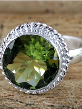 CERTIFIED 7.70CT NATURAL Olive Green Peridot 925 Sterling Silver Solitaire Ring